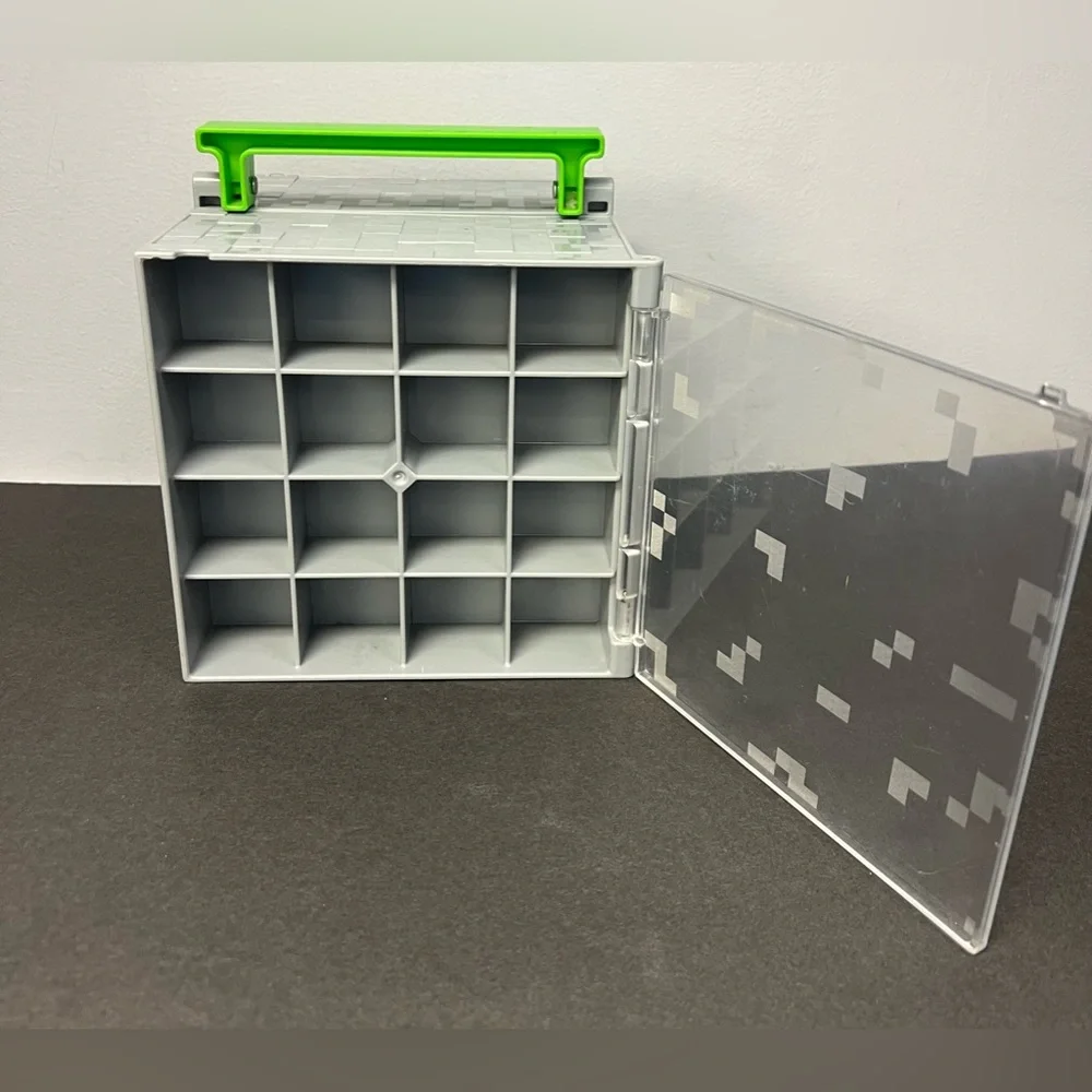 Mattel- Mineshaft Mini figure Storage, Two sided‎ w/middle opening. Pre-Owned
